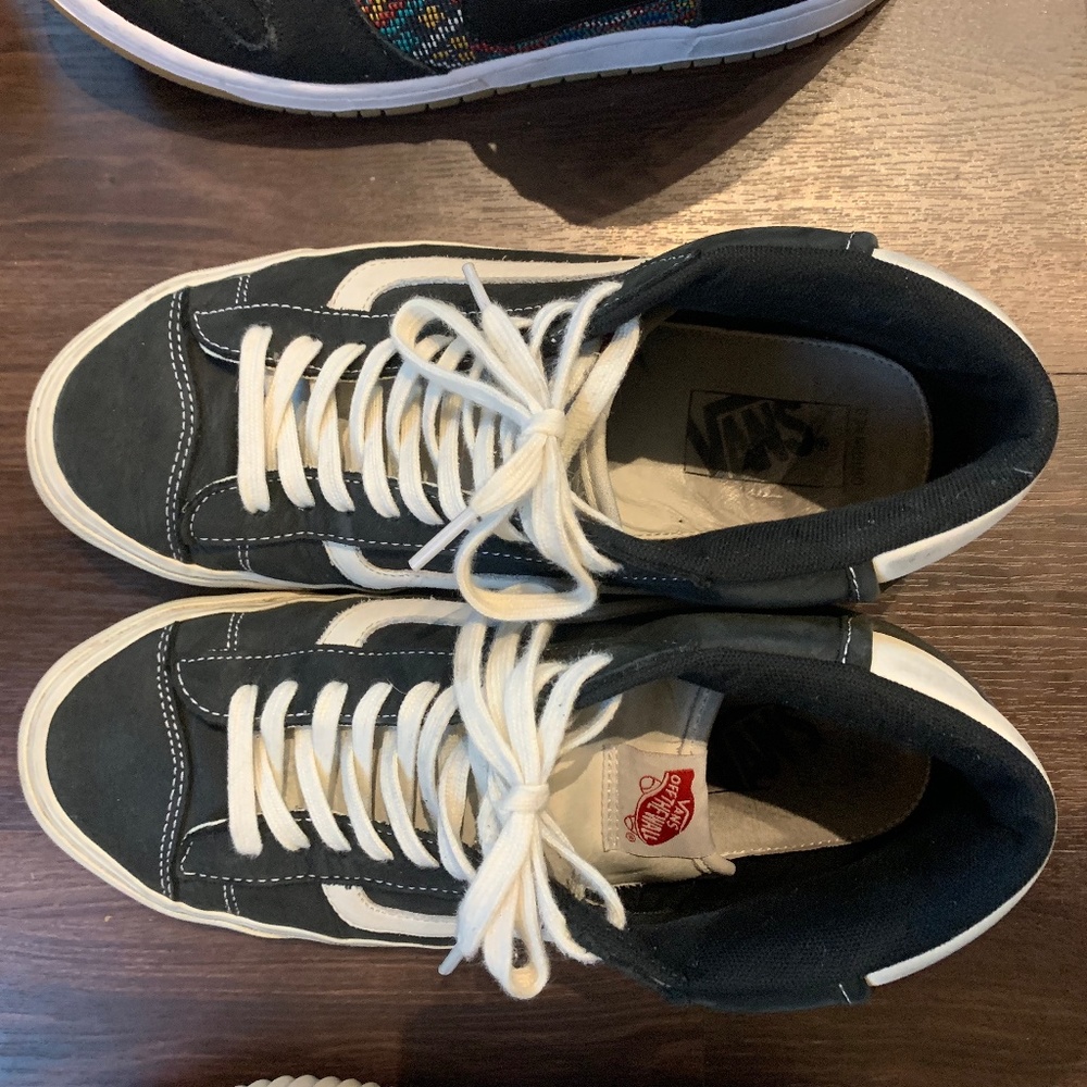 Vans Black OG Mid Skool Sneakers